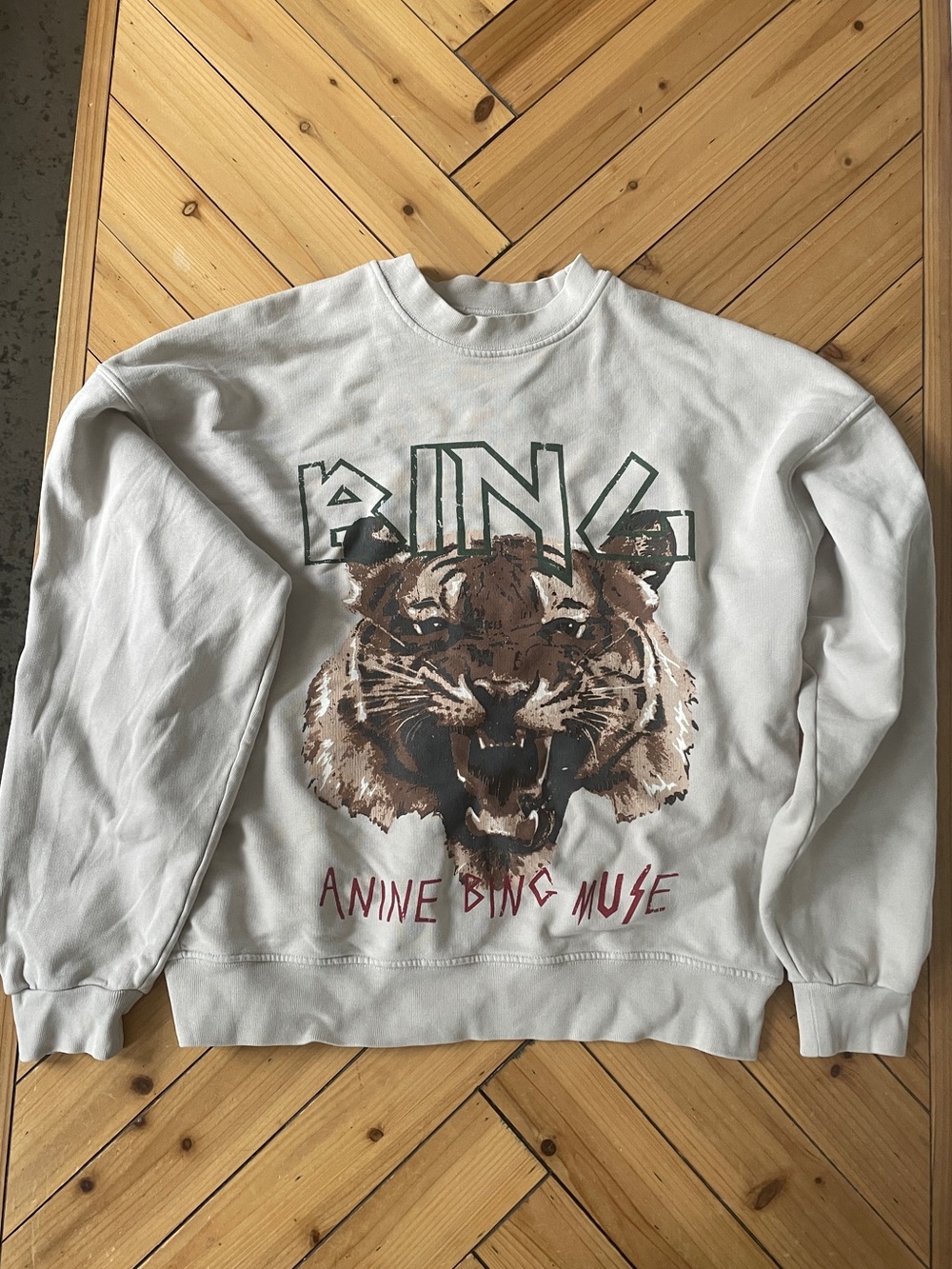 Anine Bing Cream Crewneck Sweatshirt with Tiger Graphic - Picture 3 of 8